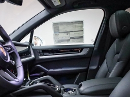 Porsche Cayenne S AWD 2026
