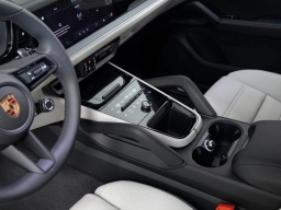 Porsche Cayenne S AWD 2026
