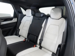 Porsche Cayenne S AWD 2026