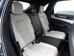 Porsche Cayenne S AWD 2026
