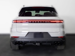 Porsche Cayenne S AWD 2026