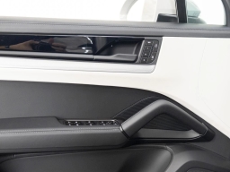 Porsche Cayenne S AWD 2026