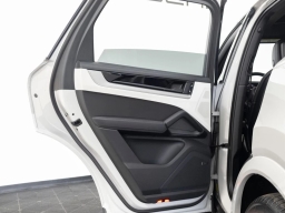 Porsche Cayenne S AWD 2026