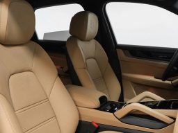 Porsche Cayenne S AWD 2026