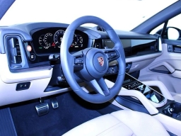 Porsche Cayenne S AWD 2026