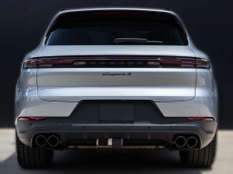 Porsche Cayenne S AWD 2026