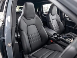 Porsche Cayenne S AWD 2026