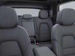 Porsche Cayenne S AWD 2026