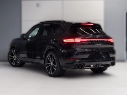 Porsche Cayenne S AWD 2026