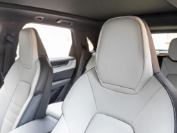 Porsche Cayenne S AWD 2026
