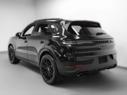 Porsche Cayenne S AWD 2026