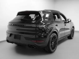 Porsche Cayenne S AWD 2026