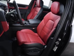 Porsche Cayenne Turbo E-Hybrid AWD 2026