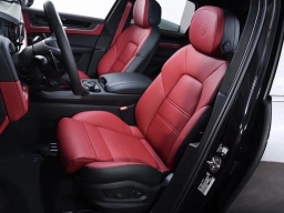 Porsche Cayenne Turbo E-Hybrid AWD 2026