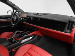 Porsche Cayenne Turbo E-Hybrid AWD 2026