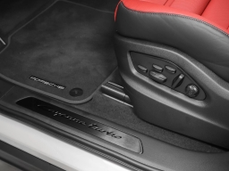 Porsche Cayenne Turbo E-Hybrid AWD 2026