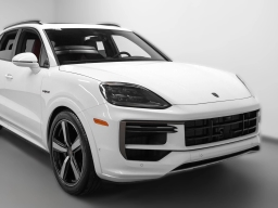 Porsche Cayenne Turbo E-Hybrid AWD 2026
