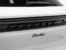 Porsche Cayenne Turbo E-Hybrid AWD 2026