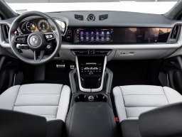 Porsche Cayenne Turbo E-Hybrid AWD 2026