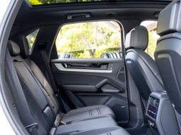 Porsche Cayenne S E-Hybrid AWD 2026