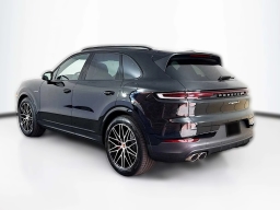 Porsche Cayenne S E-Hybrid AWD 2026
