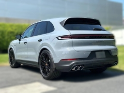 Porsche Cayenne S E-Hybrid AWD 2026