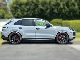 Porsche Cayenne S E-Hybrid AWD 2026