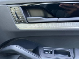 Porsche Cayenne S E-Hybrid AWD 2026