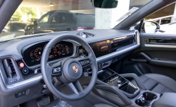 Porsche Cayenne Base Coupe AWD 2026