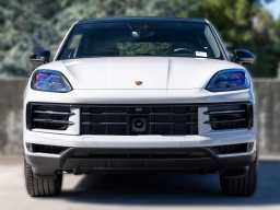 Porsche Cayenne Base Coupe AWD 2026