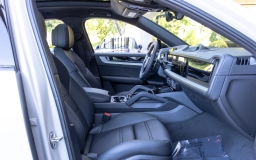 Porsche Cayenne Base Coupe AWD 2026