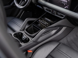 Porsche Cayenne Base Coupe AWD 2026