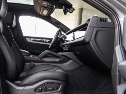 Porsche Cayenne Base Coupe AWD 2026