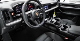 Porsche Cayenne Base Coupe AWD 2026