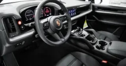 Porsche Cayenne Base Coupe AWD 2026