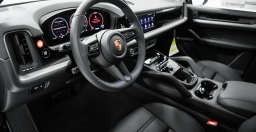 Porsche Cayenne Base Coupe AWD 2026