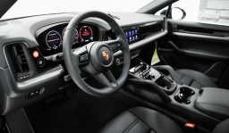 Porsche Cayenne Base Coupe AWD 2026