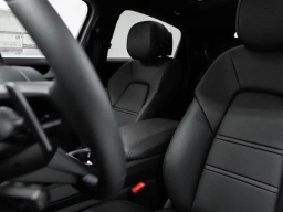 Porsche Cayenne Base Coupe AWD 2026
