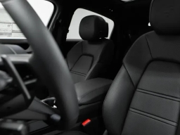 Porsche Cayenne Base Coupe AWD 2026