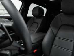 Porsche Cayenne Base Coupe AWD 2026