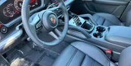 Porsche Cayenne Base Coupe AWD 2026