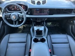 Porsche Cayenne Base Coupe AWD 2026