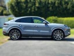 Porsche Cayenne Base Coupe AWD 2026