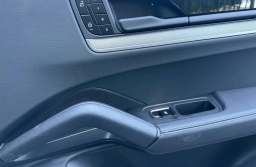 Porsche Cayenne Base Coupe AWD 2026