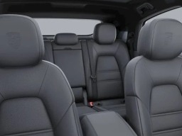 Porsche Cayenne Base Coupe AWD 2026