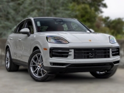 Porsche Cayenne Base Coupe AWD 2026
