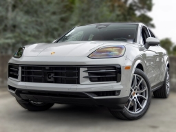 Porsche Cayenne Base Coupe AWD 2026