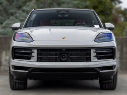 Porsche Cayenne Base Coupe AWD 2026