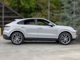 Porsche Cayenne Base Coupe AWD 2026