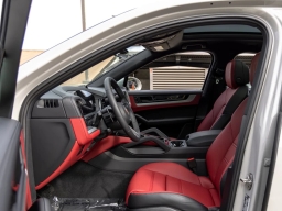 Porsche Cayenne Base Coupe AWD 2026